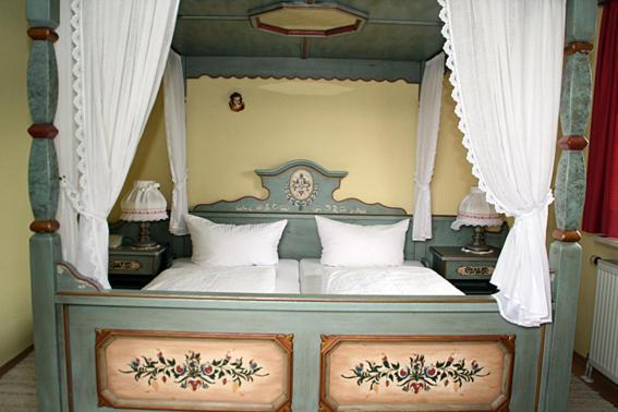 Hotel Bayerischer Hof Rehlings Weißensberg Δωμάτιο φωτογραφία